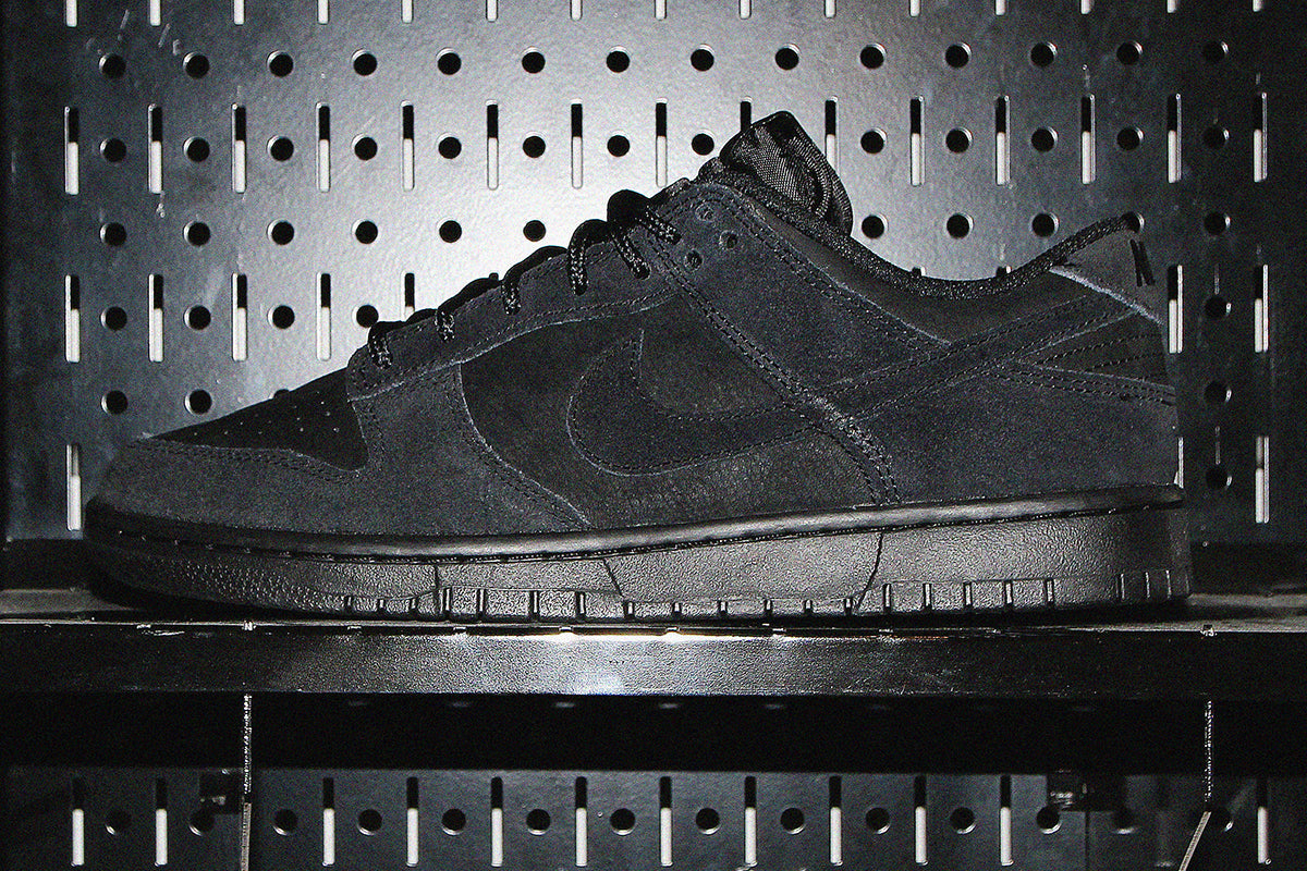 Dunk Low Retro SE