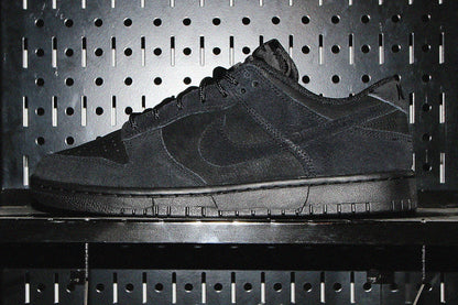 Dunk Low Retro SE