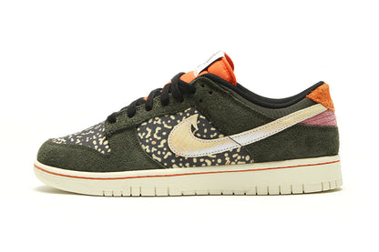 Dunk Low Retro SE
