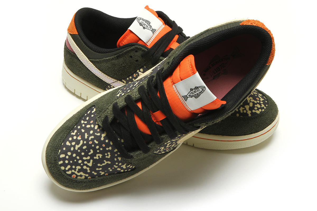 Dunk Low Retro SE