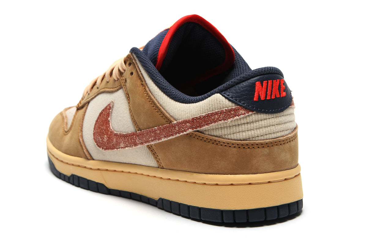 Dunk Low Retro SE