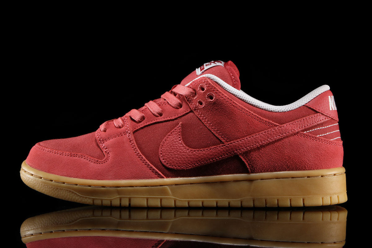 Dunk Low Premium Adobe