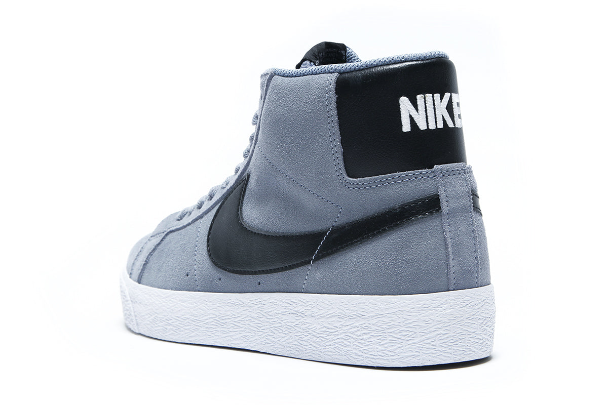 Zoom Blazer Mid