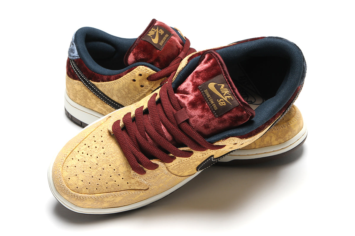 Dunk Low Pro (City of Cinema)