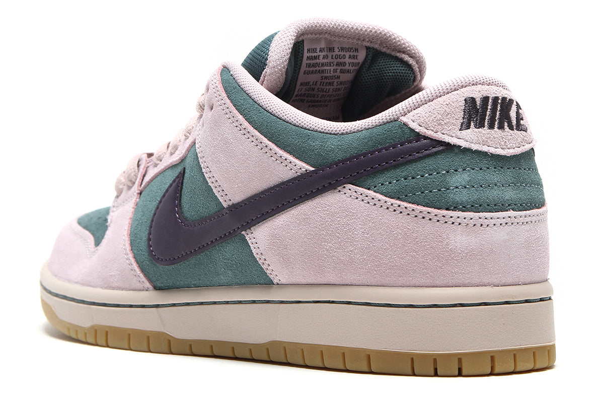 Dunk Low Pro