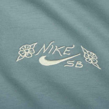 Max90 Vase T-Shirt