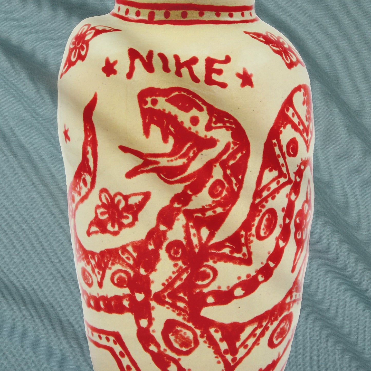 Max90 Vase T-Shirt