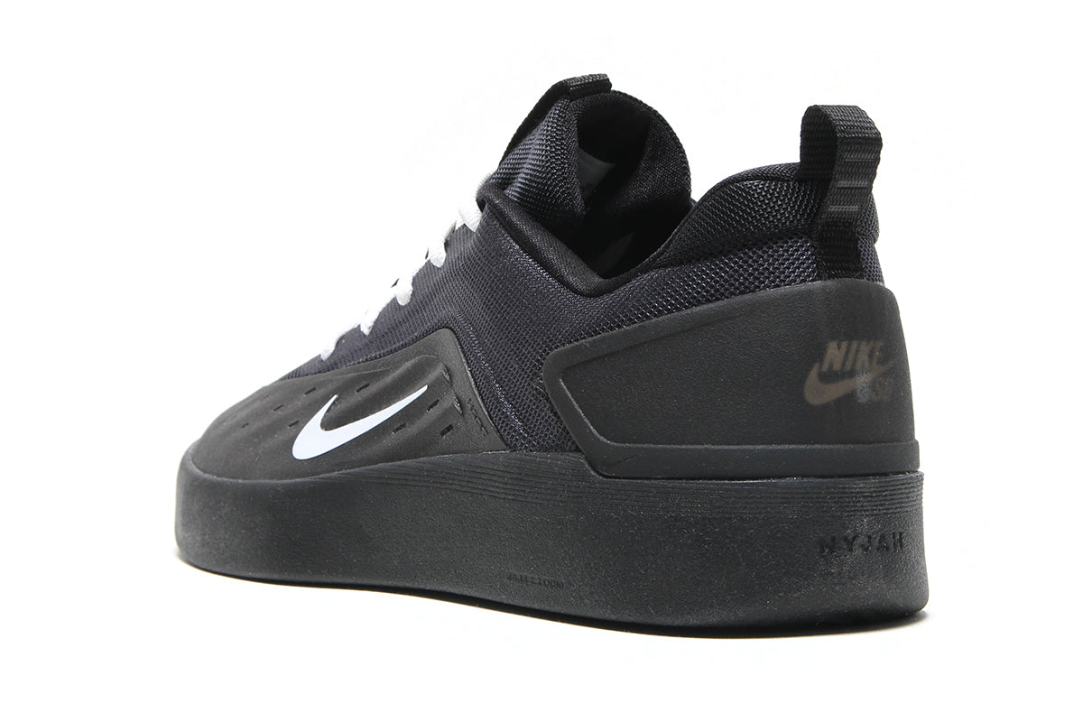 Zoom Nyjah 4