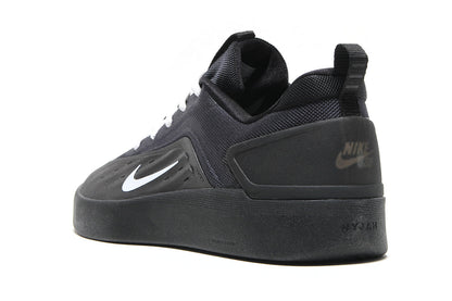Zoom Nyjah 4
