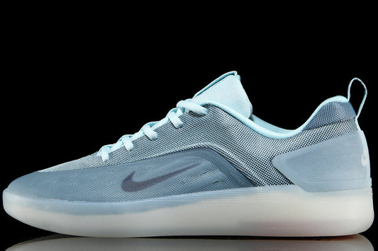 Zoom Nyjah 4