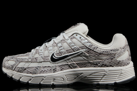 Women's Nike P-6000 SE