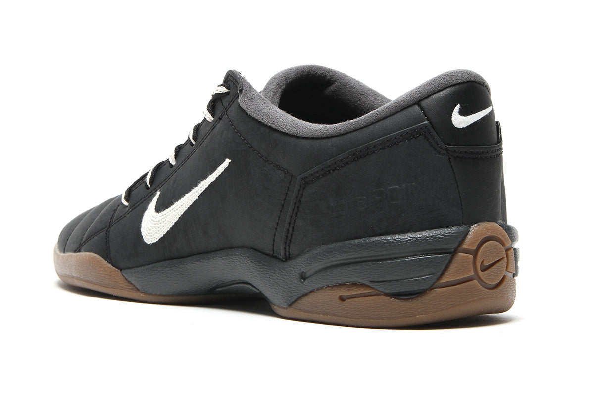 Women's T90