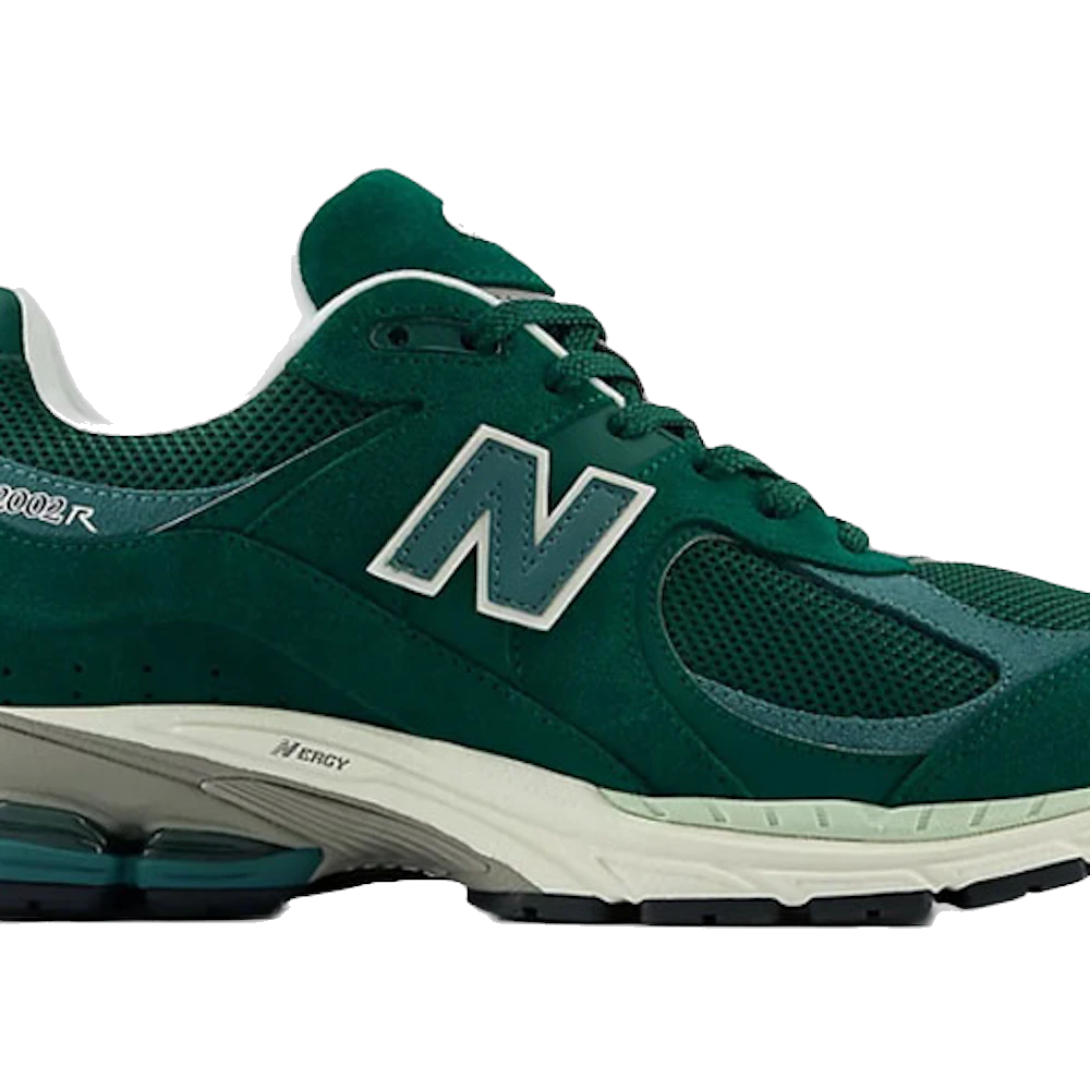 New Balance Men's 2002r Shoes - Marsh Green / New Spruce / Sea Salt