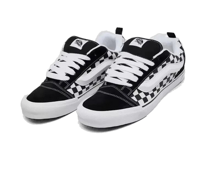 Vans Men's Knu Skool Shoes - Black / White