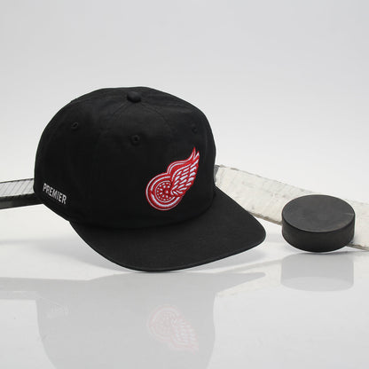'47 for the Detroit Red Wings Captain RL Snapback