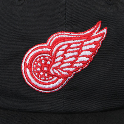 '47 for the Detroit Red Wings Captain RL Snapback