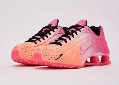 WMNS Nike Shox R4 AB Hyper Pink