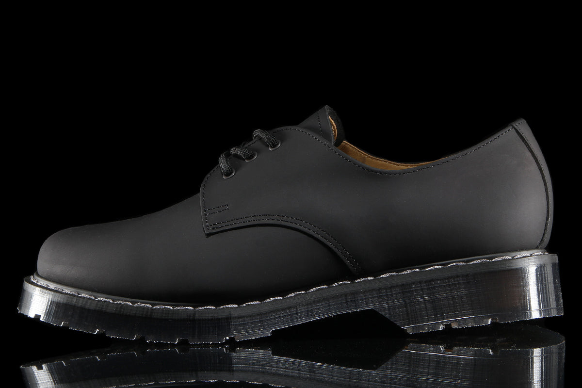 Greasy Gibson Shoe
