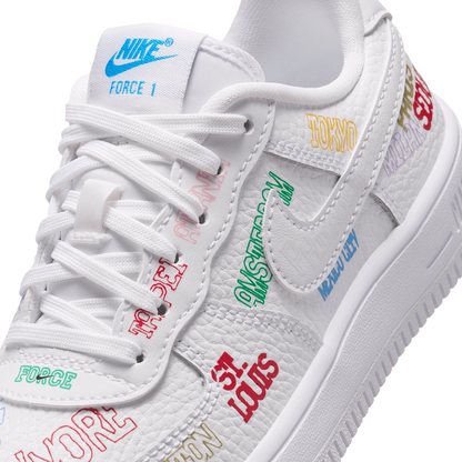 Nike Kids' Air Force 1 Low Lv8 3 Shoes - White / Multi
