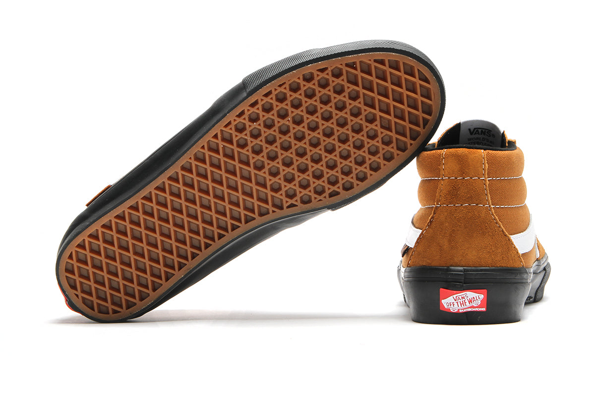 Skate Grosso Mid Pig Suede