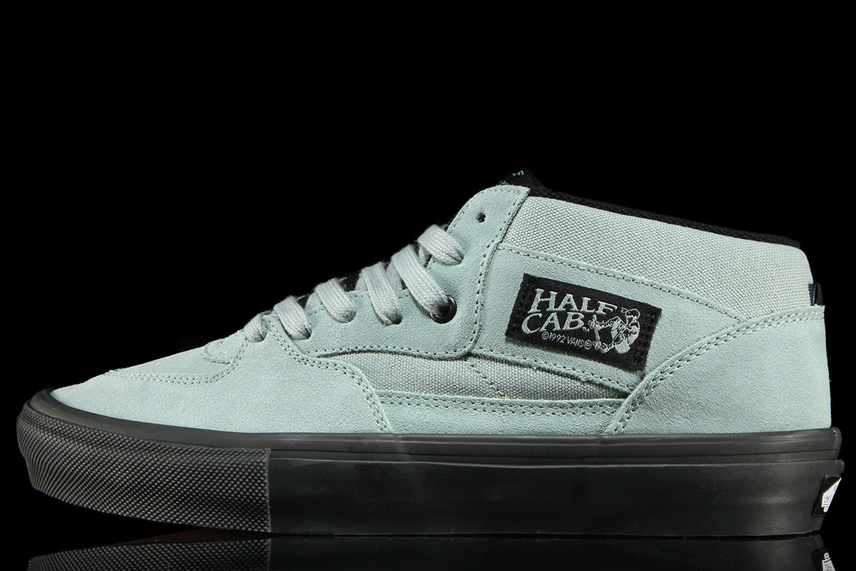 Skate Half Cab