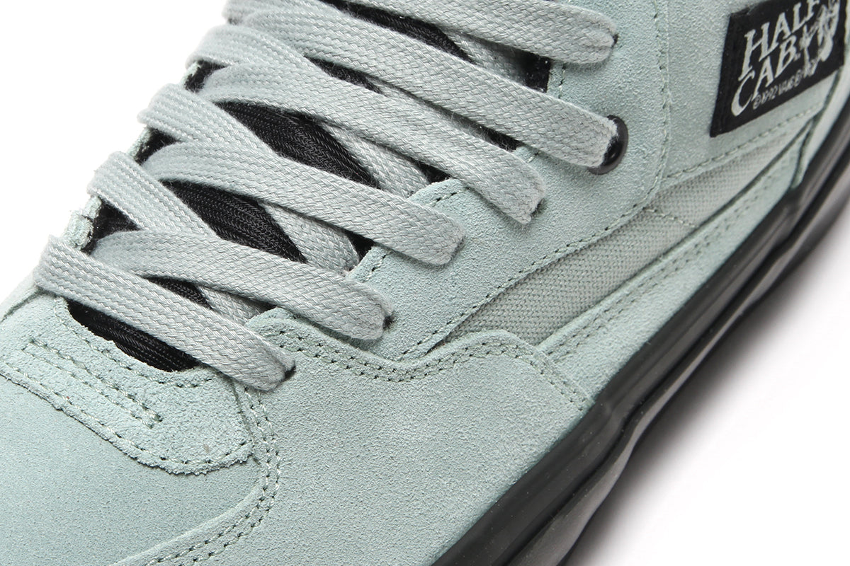 Skate Half Cab